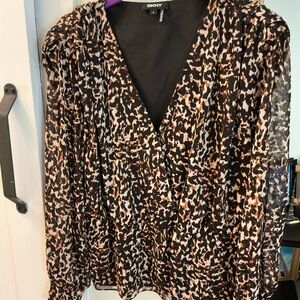 DKNY Women's Black and Tan Patterned Blouse